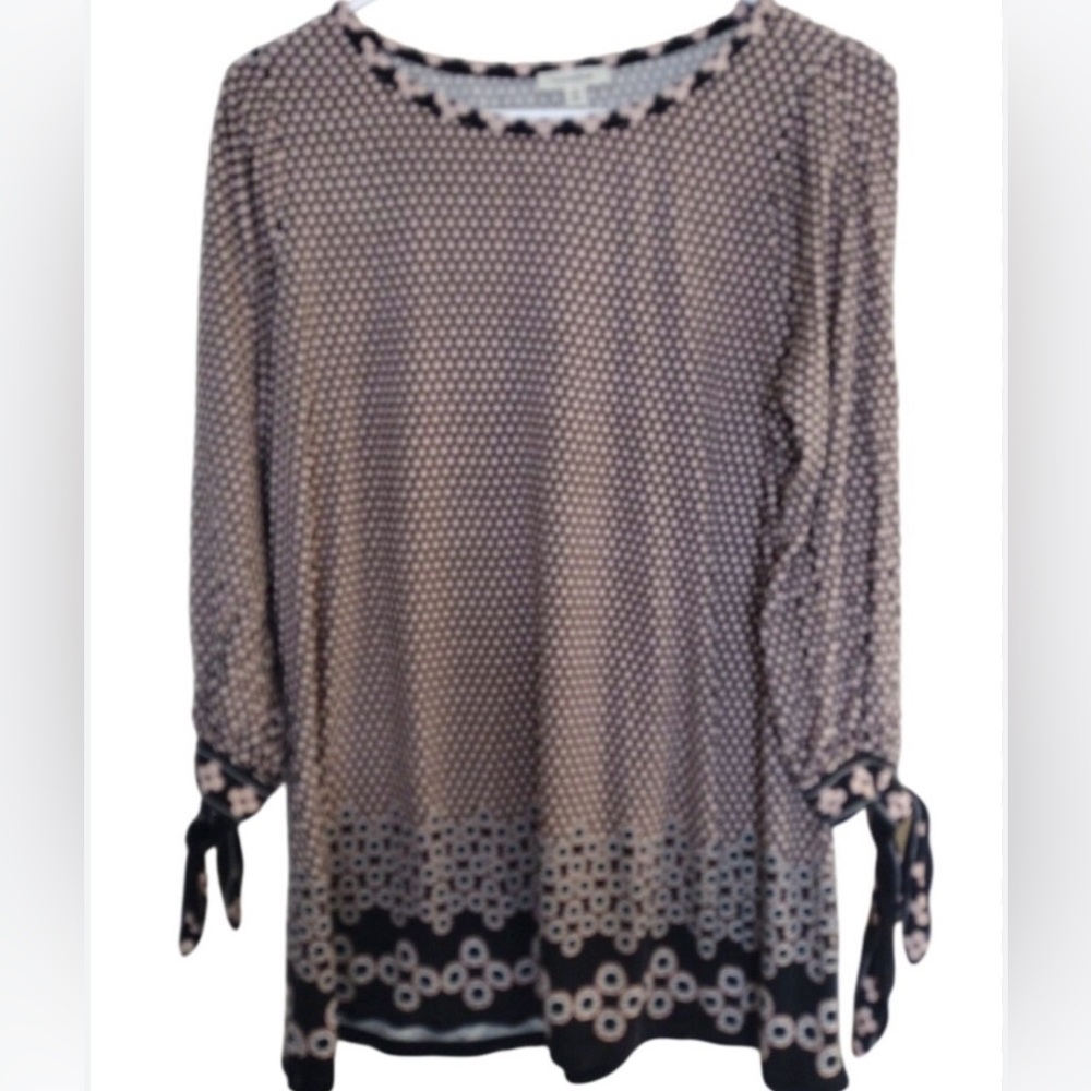 Max Studio 3/4 sleeved blouse with a brown and pink polka dot pattern women’s S